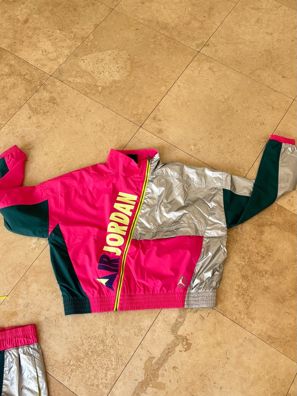 Air Jordan Neon Pink & Teal Colorblock Windbreaker Set - Picture 2 of 3